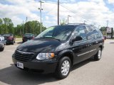 2006 Brilliant Black Chrysler Town & Country Touring Signature Series #8196420