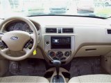 2006 Ford Focus ZX4 SES Sedan Dashboard