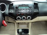 2011 Toyota Tacoma Double Cab Controls