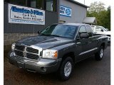 2006 Mineral Gray Metallic Dodge Dakota SLT Club Cab 4x4 #82098431