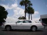2004 Light French Silk Lincoln Town Car Signature #82161255