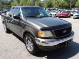 2002 Ford F150 Lariat SuperCab Front 3/4 View