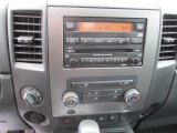 2010 Nissan Titan SE King Cab 4x4 Controls