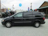2005 Brilliant Black Chrysler Town & Country Touring #82325734