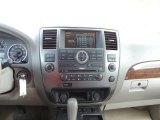 2010 Nissan Armada Titanium Controls