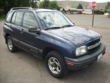 2000 Chevrolet Tracker 4WD Hard Top Front 3/4 View