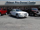 Ice White Volvo S60 in 2007