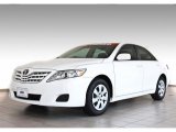 2010 Super White Toyota Camry LE #82501153