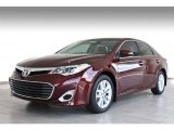2013 Toyota Avalon XLE Front 3/4 View