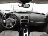 2006 Jeep Liberty Limited 4x4 Dashboard