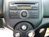 2014 Nissan Versa 1.6 S Plus Sedan Controls