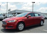 2013 Ford Fusion S Front 3/4 View