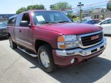 2004 GMC Sierra 1500 SLE Extended Cab 4x4 Front 3/4 View