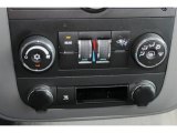 2009 Chevrolet Tahoe LS 4x4 Controls