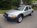 2005 Volvo XC70 AWD Front 3/4 View