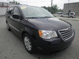 2010 Chrysler Town & Country Blackberry Pearl