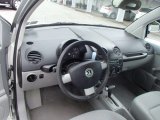 2000 Volkswagen New Beetle GL Coupe Dashboard