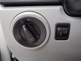 2000 Volkswagen New Beetle GL Coupe Controls