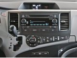 2013 Toyota Sienna SE Controls