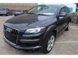 2013 Audi Q7 3.0 S Line quattro Front 3/4 View