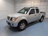 2005 Nissan Frontier Nismo Crew Cab 4x4 Front 3/4 View