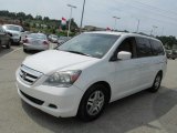 2006 Honda Odyssey EX Front 3/4 View