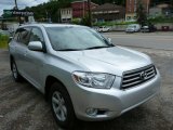 2010 Classic Silver Metallic Toyota Highlander SE 4WD #83141199