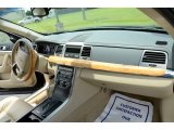 2009 Lincoln MKS Sedan Dashboard