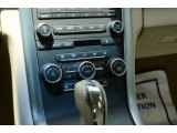 2009 Lincoln MKS Sedan Controls