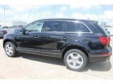 Orca Black Metallic Audi Q7 in 2013