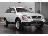 2009 Volvo XC90 3.2 Front 3/4 View