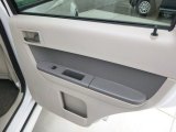 2010 Mercury Mariner V6 Premier 4WD Door Panel