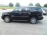 2007 GMC Yukon Denali AWD