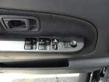 2004 Nissan Frontier SC Crew Cab 4x4 Controls