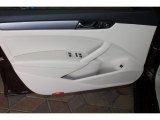 2013 Volkswagen Passat 2.5L Wolfsburg Edition Door Panel