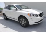 2014 Volvo XC60 T6 AWD Front 3/4 View