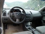 2006 Nissan Altima 2.5 S Frost Interior