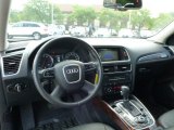 2011 Audi Q5 3.2 quattro Dashboard