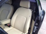 2010 Volkswagen New Beetle 2.5 Convertible Front Seat