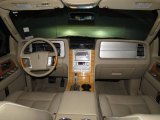 2008 Lincoln Navigator Luxury Dashboard