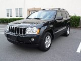 2005 Jeep Grand Cherokee Limited Front 3/4 View