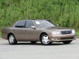 1998 Lexus LS 400 Front 3/4 View