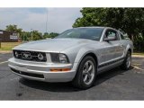 2006 Ford Mustang V6 Premium Coupe Front 3/4 View