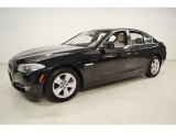 2012 BMW 5 Series 528i Sedan Front 3/4 View