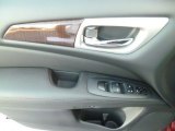2014 Nissan Pathfinder Platinum AWD Door Panel