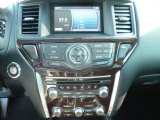 2014 Nissan Pathfinder SL AWD Controls