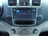 2013 Toyota Highlander SE 4WD Controls