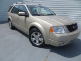 2005 Ford Freestyle Limited Front 3/4 View