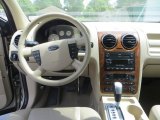 2005 Ford Freestyle Limited Dashboard