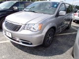 2013 Chrysler Town & Country S Data, Info and Specs
